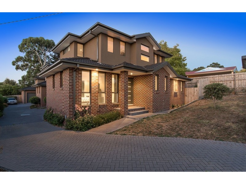 1/7 El Centro, Chirnside Park VIC 3116