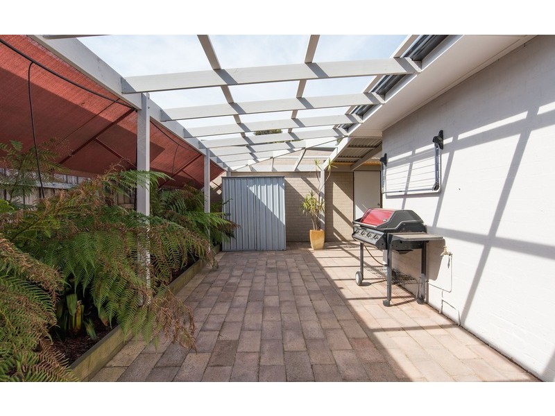 1/20 Lena Grove, Kilsyth VIC 3137