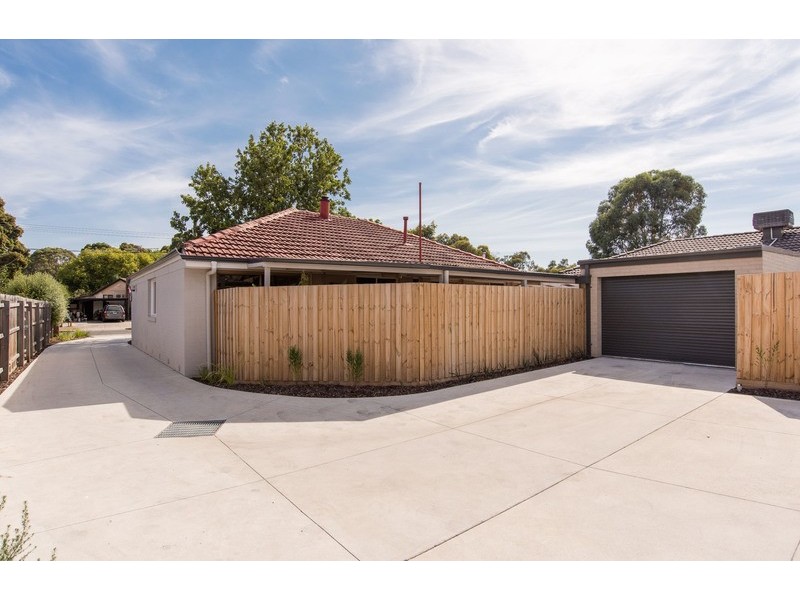 1/20 Lena Grove, Kilsyth VIC 3137