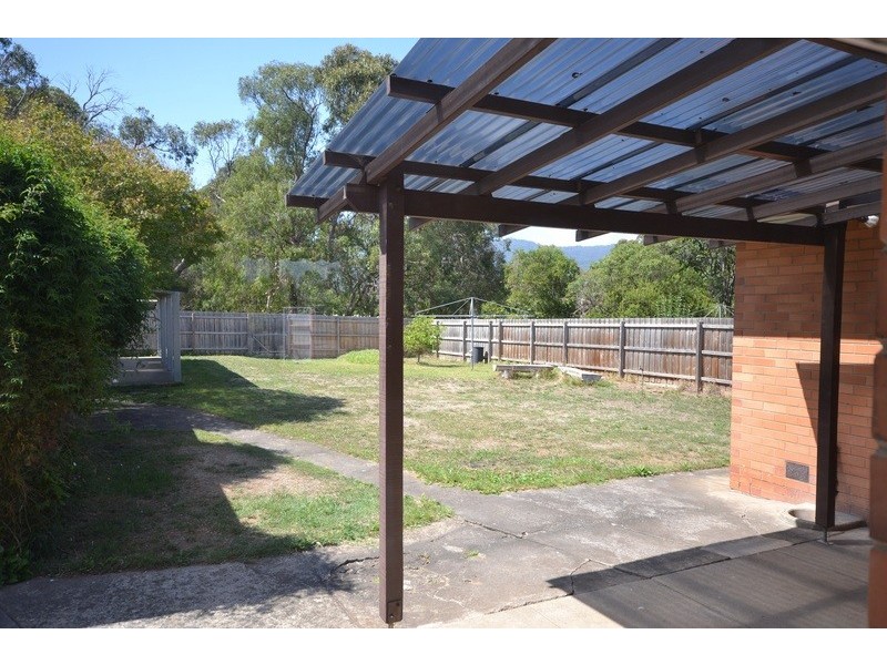 16 Hawthory Road, Kilsyth VIC 3137