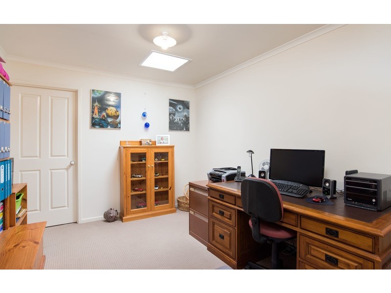 16 Regency Drive, Kilsyth South VIC 3137