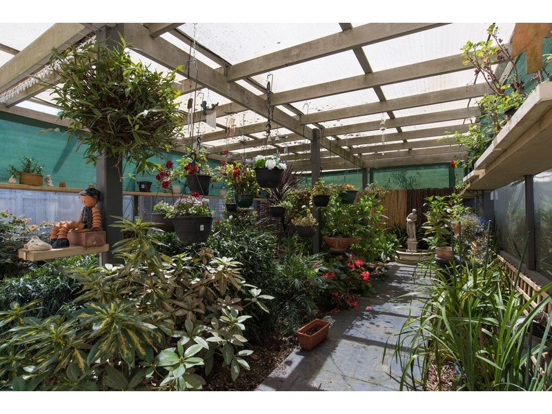 16 Regency Drive, Kilsyth South VIC 3137