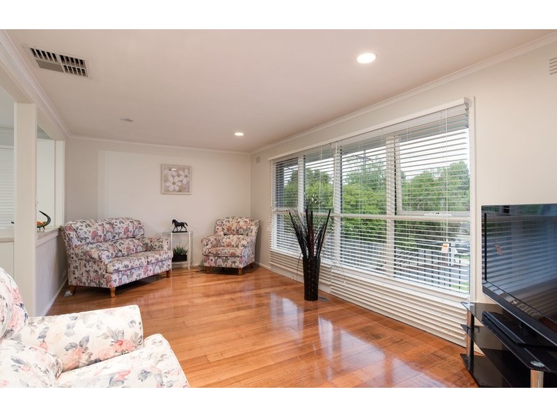 92 Cardigan Road, Mooroolbark VIC 3138