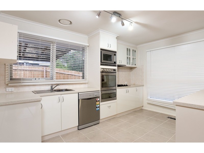 92 Cardigan Road, Mooroolbark VIC 3138