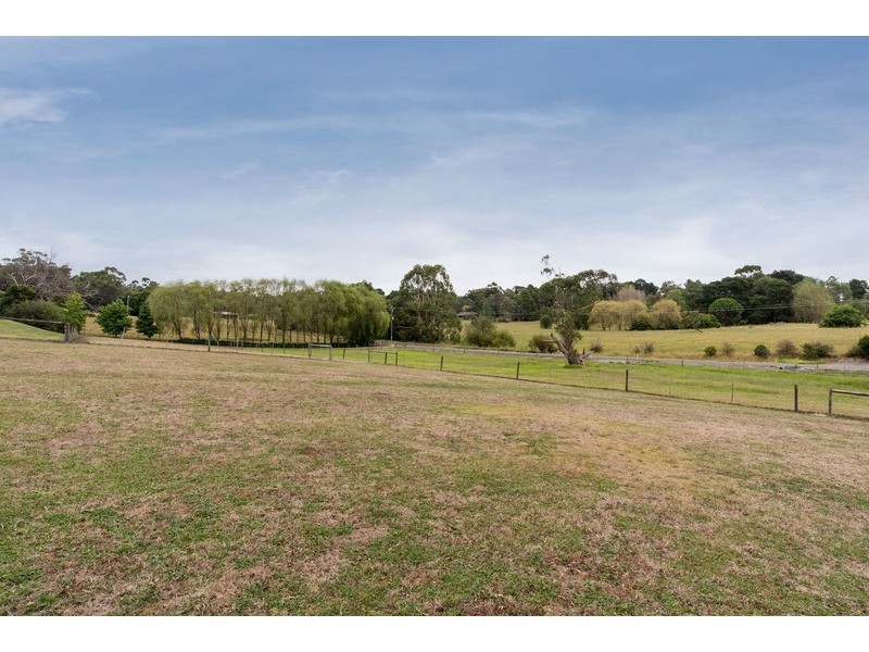 75 Roach Road, Lilydale VIC 3140