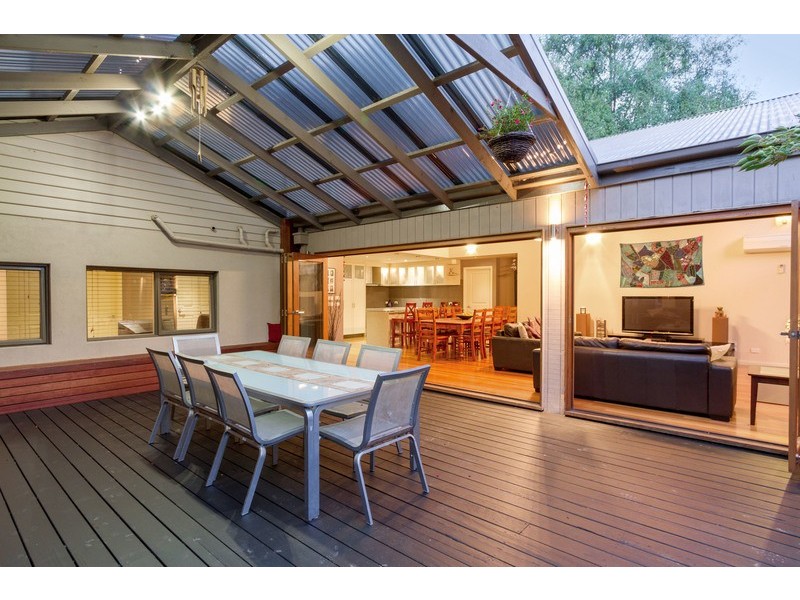 980 Mt Dandenong Tourist Road, Montrose VIC 3765