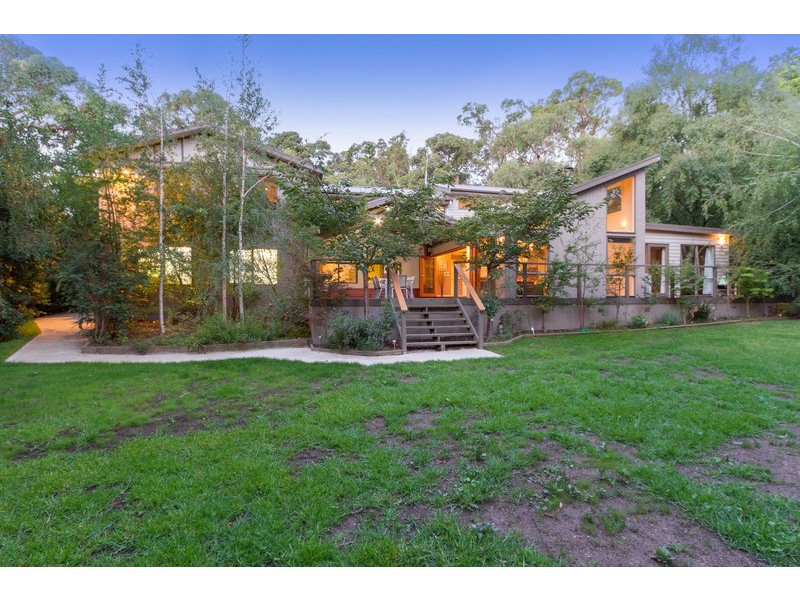 980 Mt Dandenong Tourist Road, Montrose VIC 3765