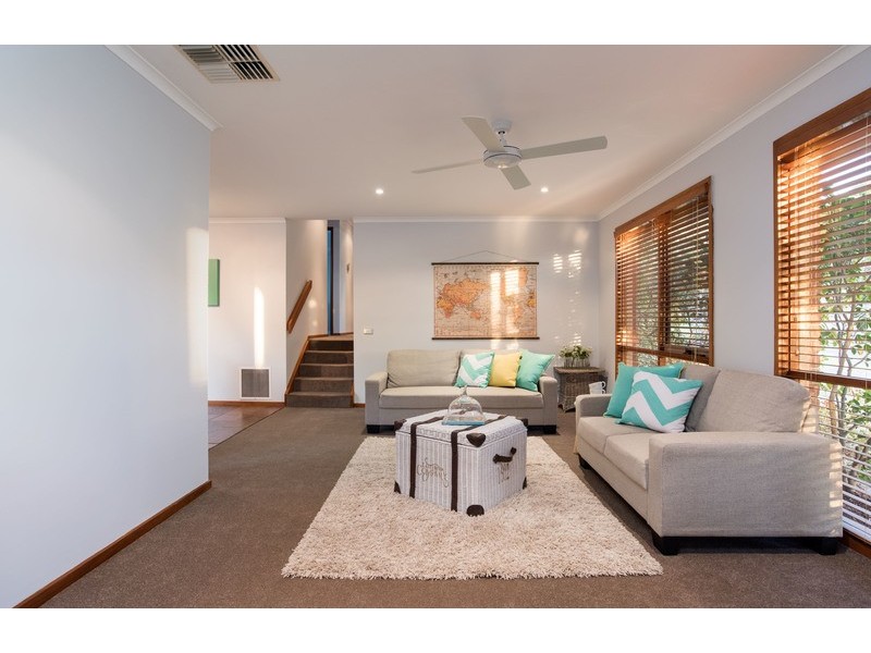 26 Alpine Way, Kilsyth VIC 3137