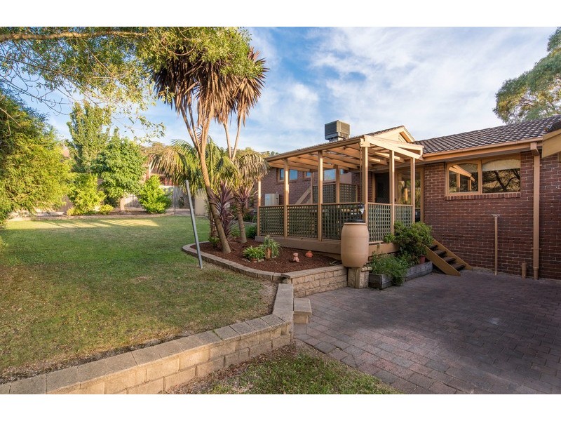 26 Alpine Way, Kilsyth VIC 3137