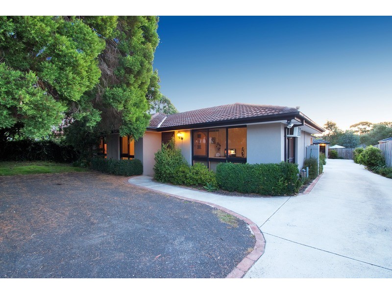 1/17 Kimberley Drive, Chirnside Park VIC 3116