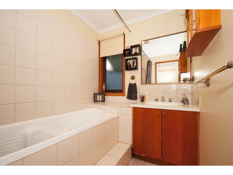 1/17 Kimberley Drive, Chirnside Park VIC 3116