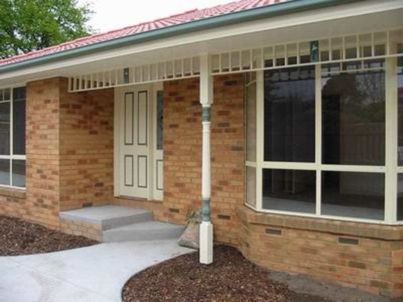 2/12 Railway Road, Croydon VIC 3136