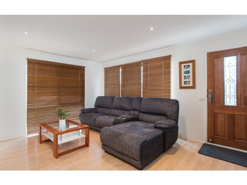 5 Naroo Road, Mooroolbark VIC 3138