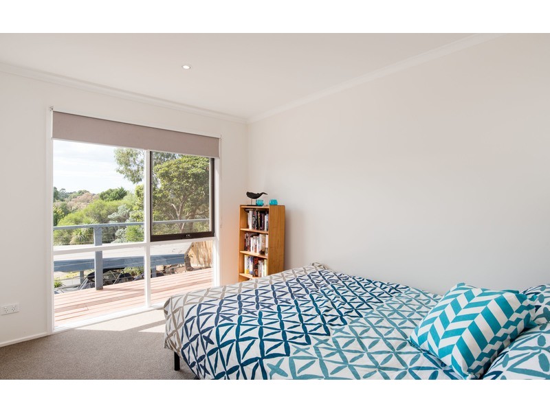 5 Naroo Road, Mooroolbark VIC 3138