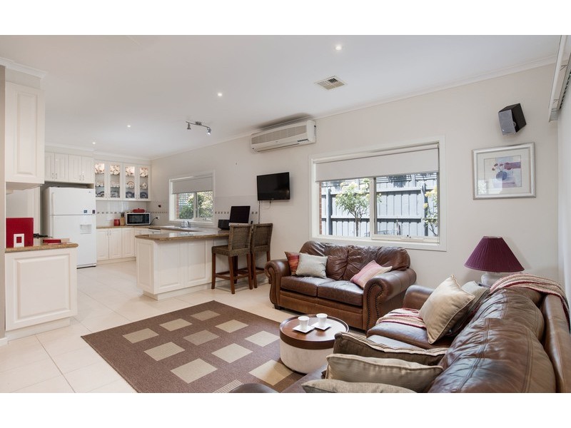16a Durham Road, Kilsyth VIC 3137