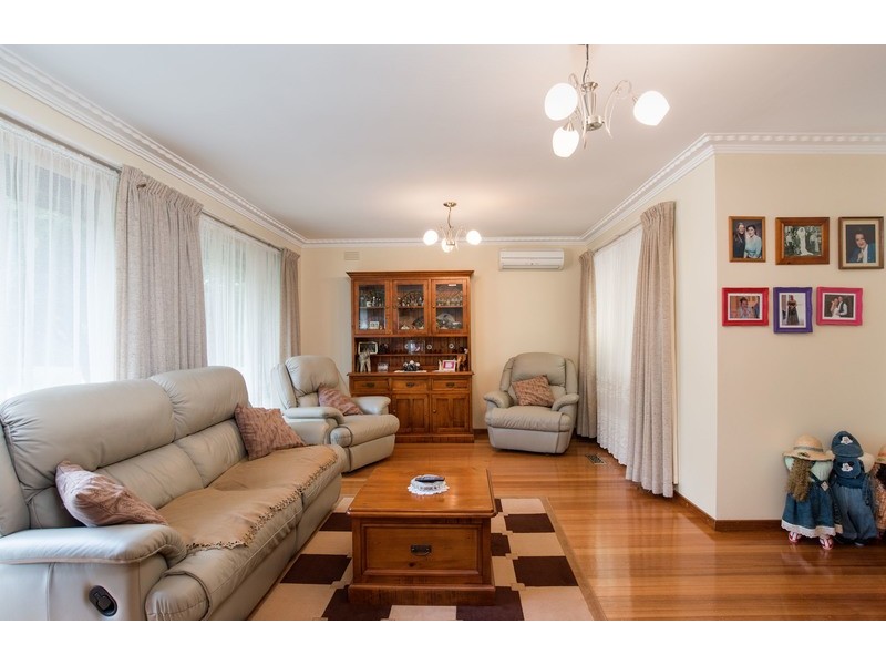 5 Morrison Crescent, Kilsyth VIC 3137