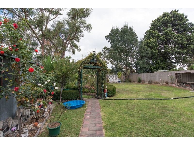 5 Morrison Crescent, Kilsyth VIC 3137