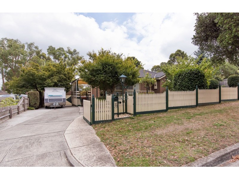 5 Morrison Crescent, Kilsyth VIC 3137