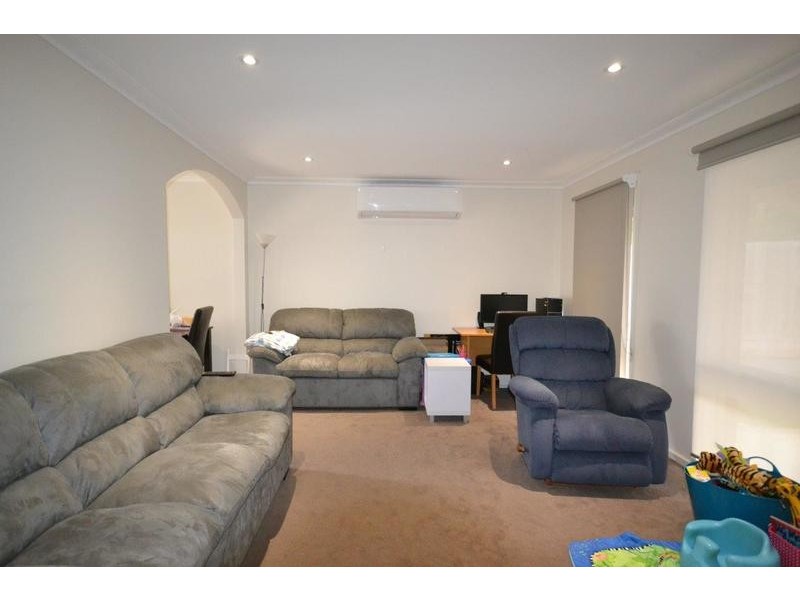 36 Pembroke Road, Mooroolbark VIC 3138