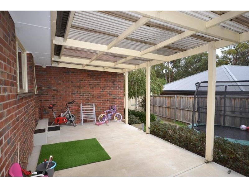 36 Pembroke Road, Mooroolbark VIC 3138