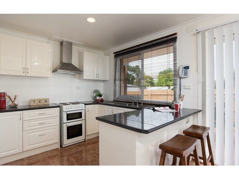 45 Balmoral Street, Kilsyth VIC 3137