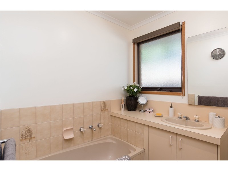 85 Blackburn Road, Mooroolbark VIC 3138