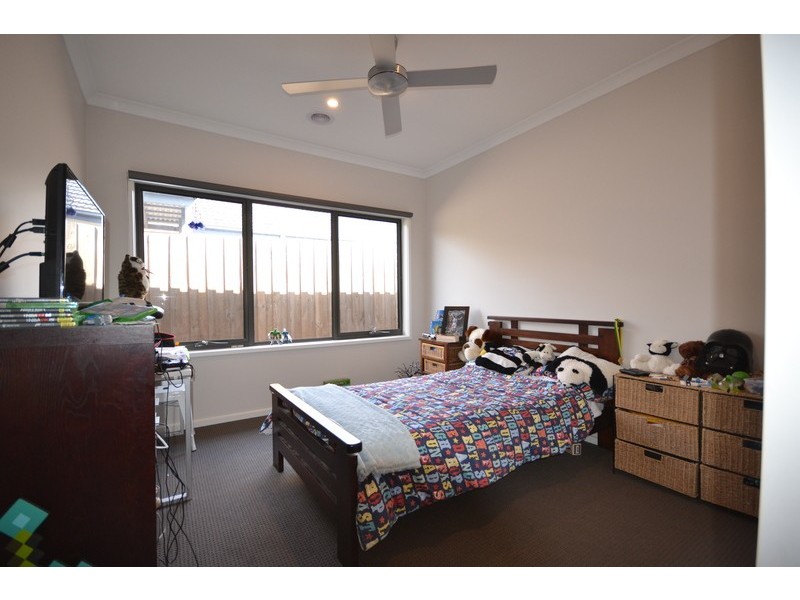 89a Sellick Drive, Croydon VIC 3136