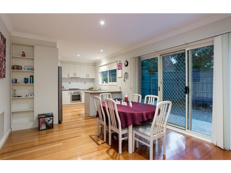 2/392 Dorset Road, Croydon VIC 3136