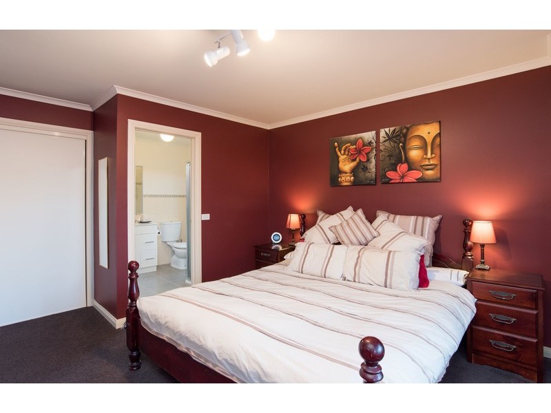 2/392 Dorset Road, Croydon VIC 3136