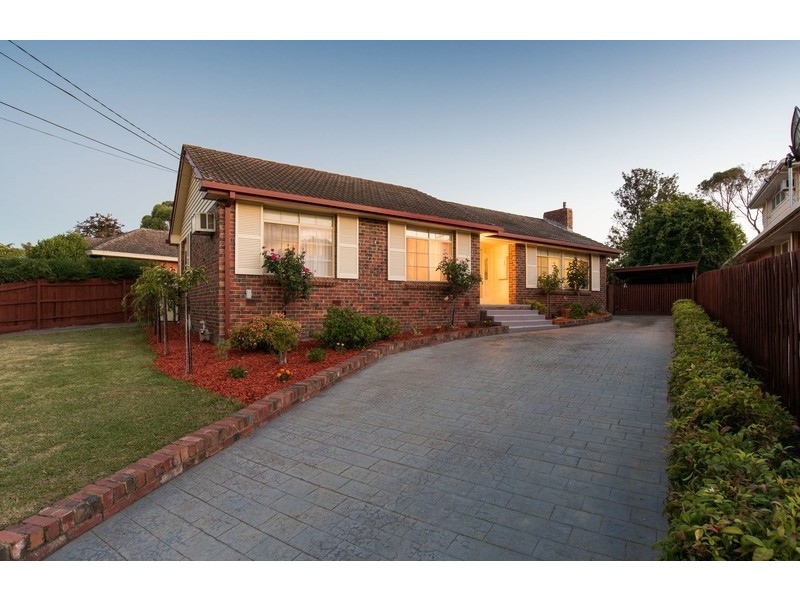 22 Sweetland Road, Mooroolbark VIC 3138