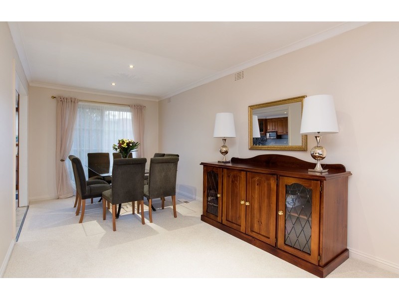 22 Sweetland Road, Mooroolbark VIC 3138
