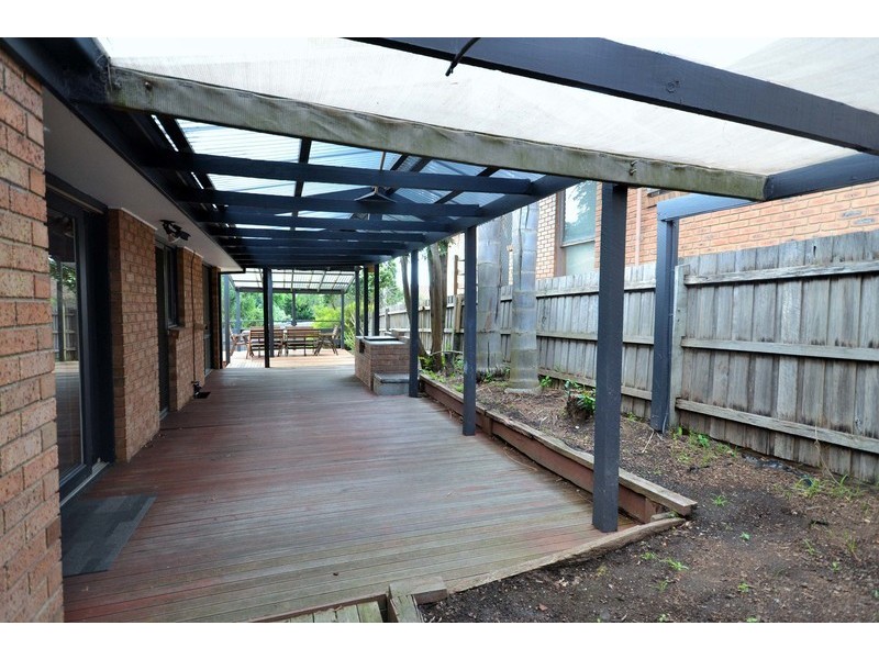 6 Day Crescent, Bayswater North VIC 3153