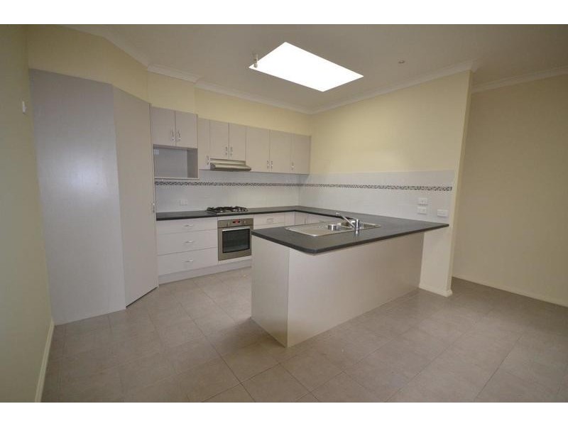 52a Cambridge Road, Mooroolbark VIC 3138