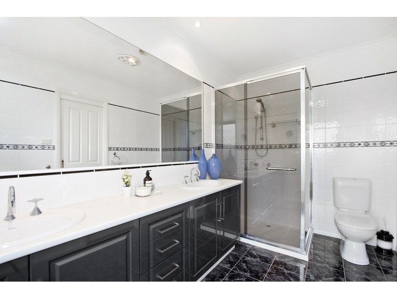 4 Woodlee Rise, Lilydale VIC 3140