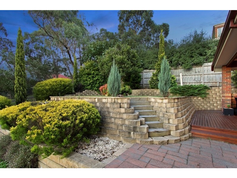 4 Woodlee Rise, Lilydale VIC 3140