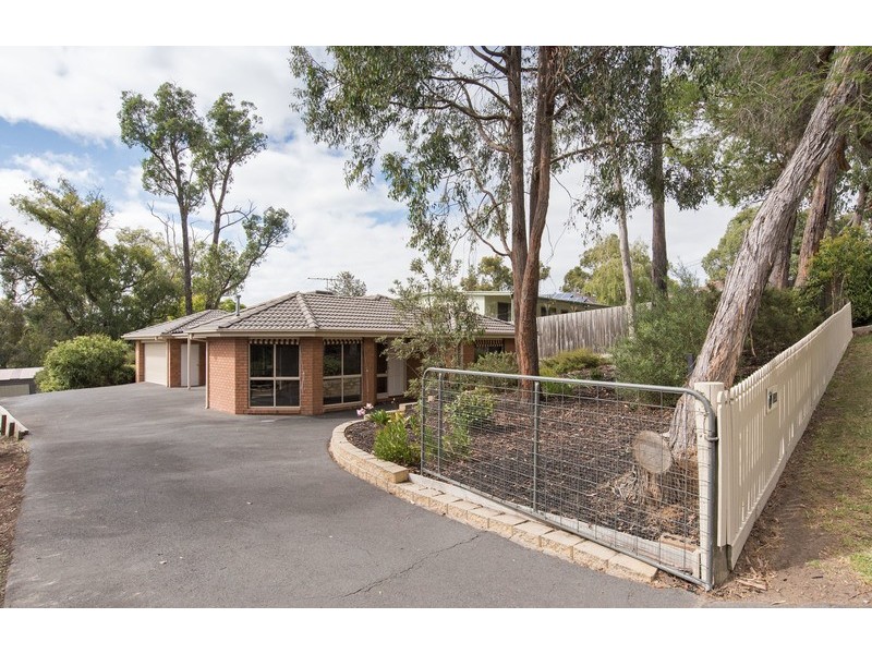 6 Russell Street, Mount Evelyn VIC 3796