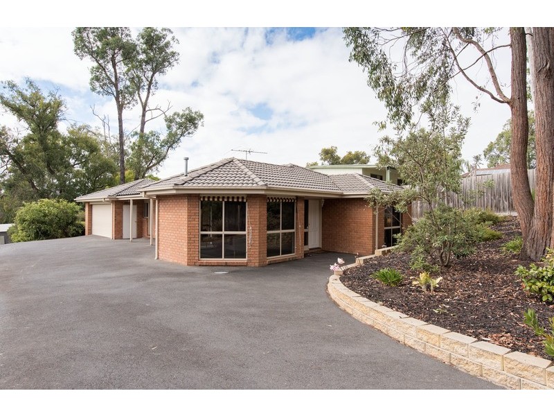 6 Russell Street, Mount Evelyn VIC 3796