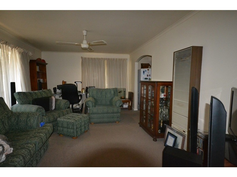 1/237-239 Hull Road, Mooroolbark VIC 3138