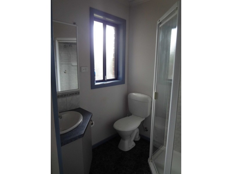 5 Charlwood Drive, Mooroolbark VIC 3138