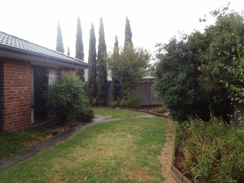 5 Charlwood Drive, Mooroolbark VIC 3138