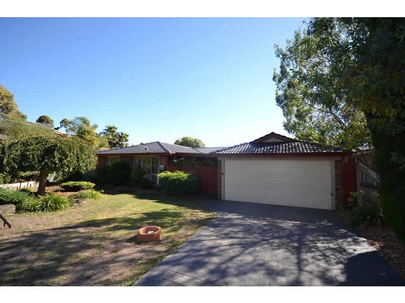 14 Grose Court, Croydon Hills VIC 3136