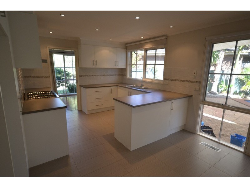 14 Grose Court, Croydon Hills VIC 3136