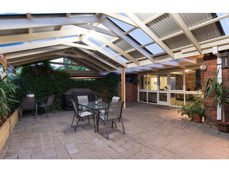 3 Drovers Walk, Chirnside Park VIC 3116