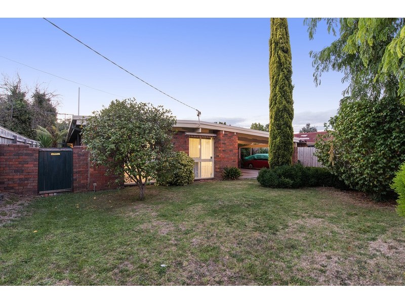 3 Drovers Walk, Chirnside Park VIC 3116