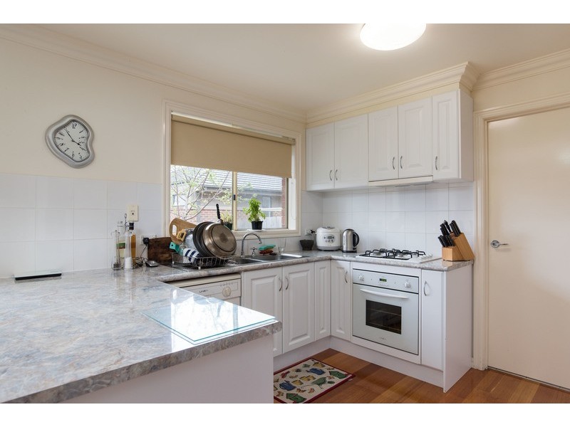 3/12 Ryland Avenue, Croydon VIC 3136