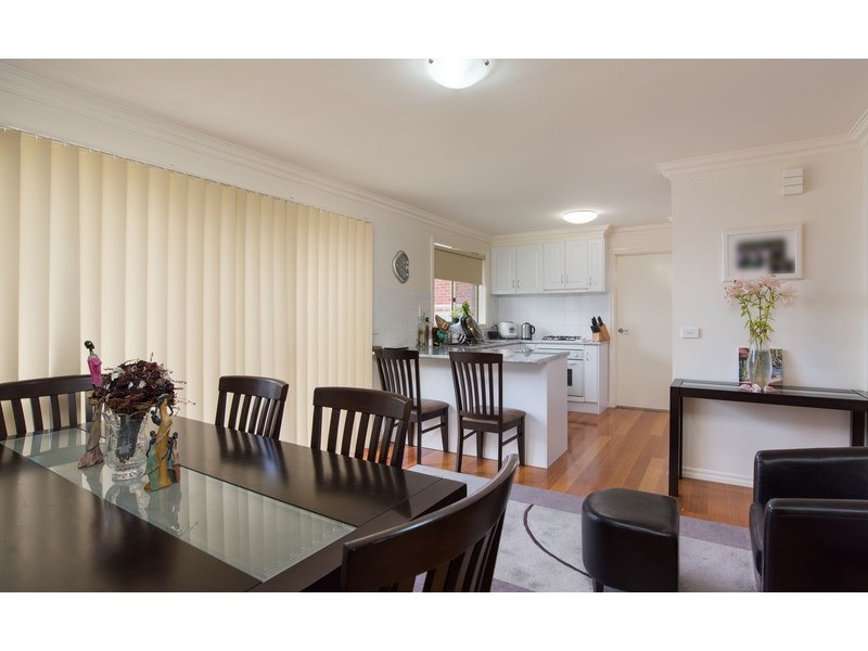 3/12 Ryland Avenue, Croydon VIC 3136