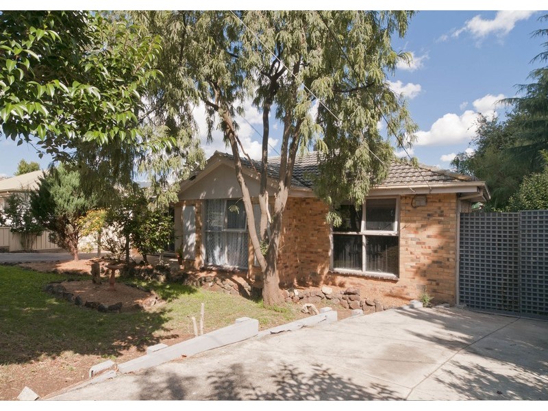 14a Swinburne Avenue, Mooroolbark VIC 3138