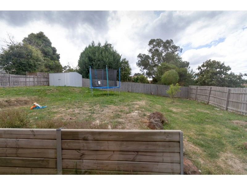 3 Coolaroo Court, Mooroolbark VIC 3138