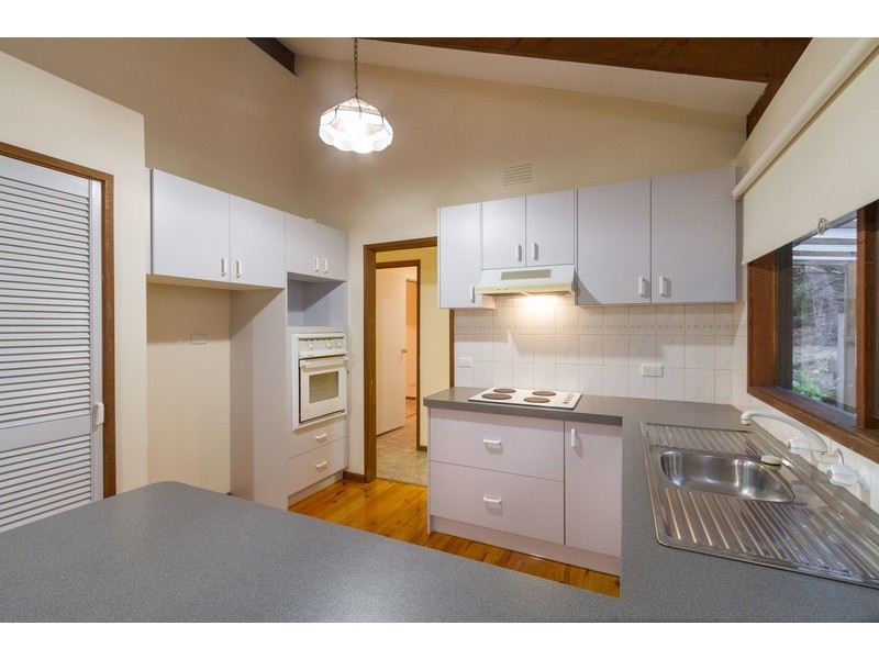 54 Commercial Road, Mount Evelyn VIC 3796