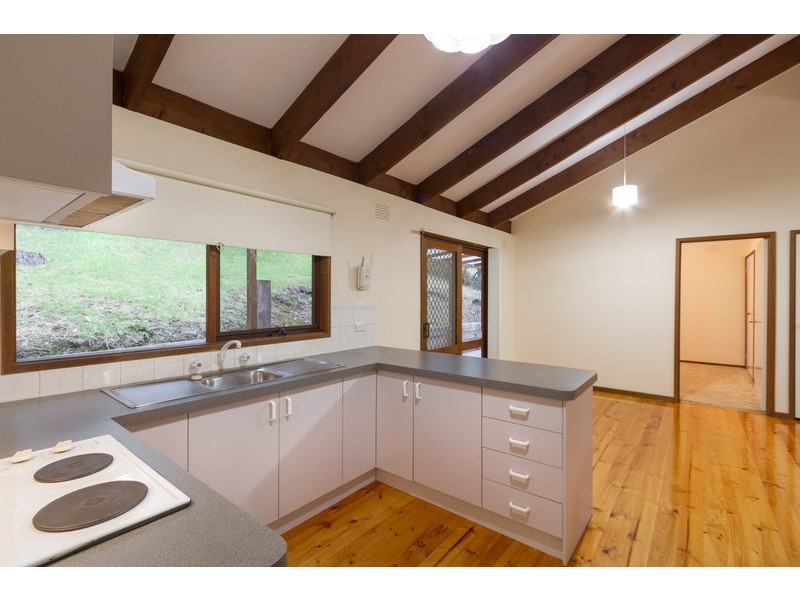 54 Commercial Road, Mount Evelyn VIC 3796